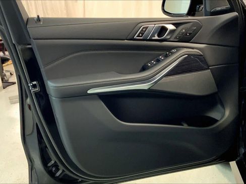 New 2026 BMW X5 xDrive40i w/ M Sport Package image 10