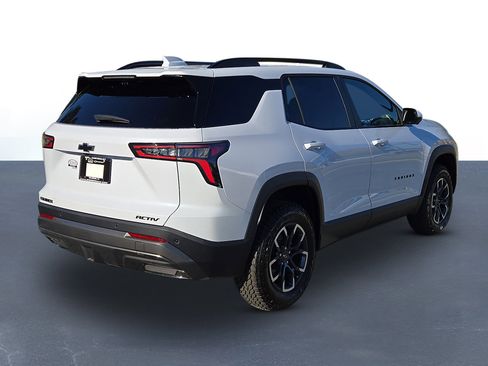 New 2026 Chevrolet Equinox ACTIV image 5