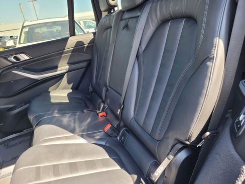 Certified 2022 BMW X7 xDrive40i w/ M Sport Package image 16