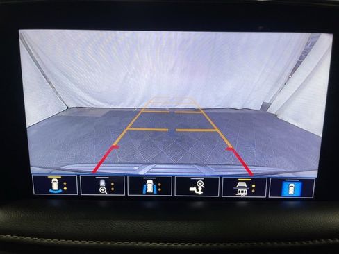 Used 2021 Chevrolet Tahoe High Country image 17