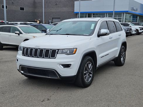 Used 2020 Jeep Grand Cherokee Limited AWD/4WD image 8