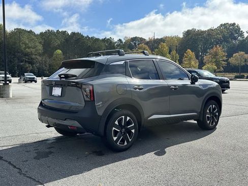 New 2026 Nissan Kicks SV w/ SV Premium Package AWD/4WD image 9