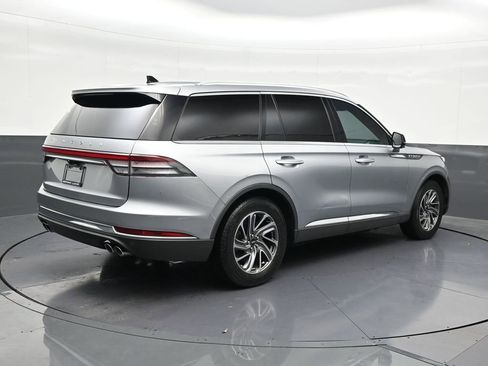 Used 2021 Lincoln Aviator 2WD image 5