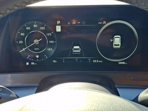 Used 2025 Kia Sportage SX FWD image 16