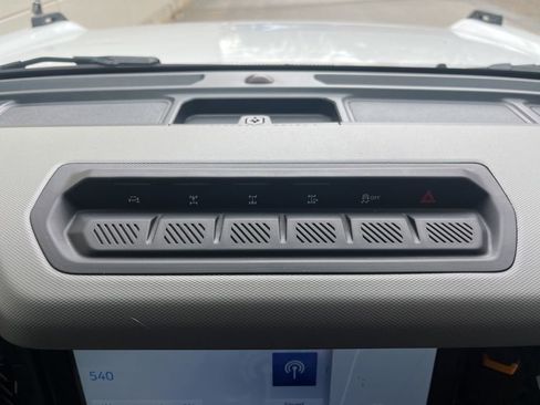 Certified 2022 Ford Bronco Badlands w/ Sasquatch Package image 28