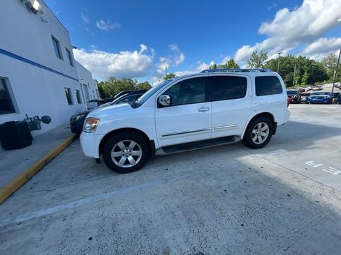 Used 2011 Nissan Armada SL RWD image 37