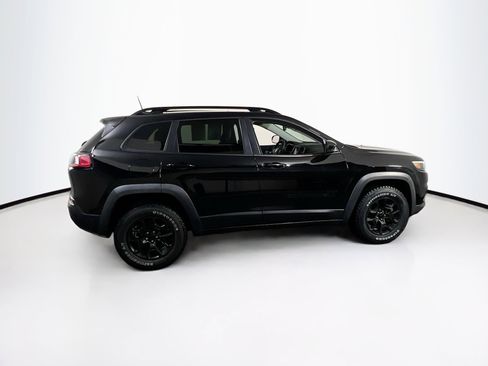 Used 2022 Jeep Cherokee Latitude w/ Sun & Sound Group AWD/4WD image 4