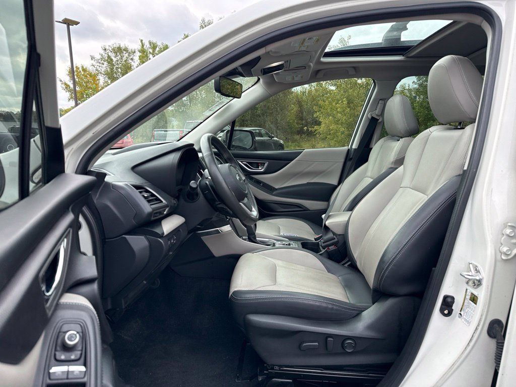 Used 2024 Subaru Forester Limited AWD/4WD image 8