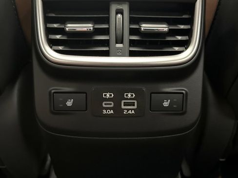 Used 2025 Subaru Outback Touring XT AWD/4WD image 20