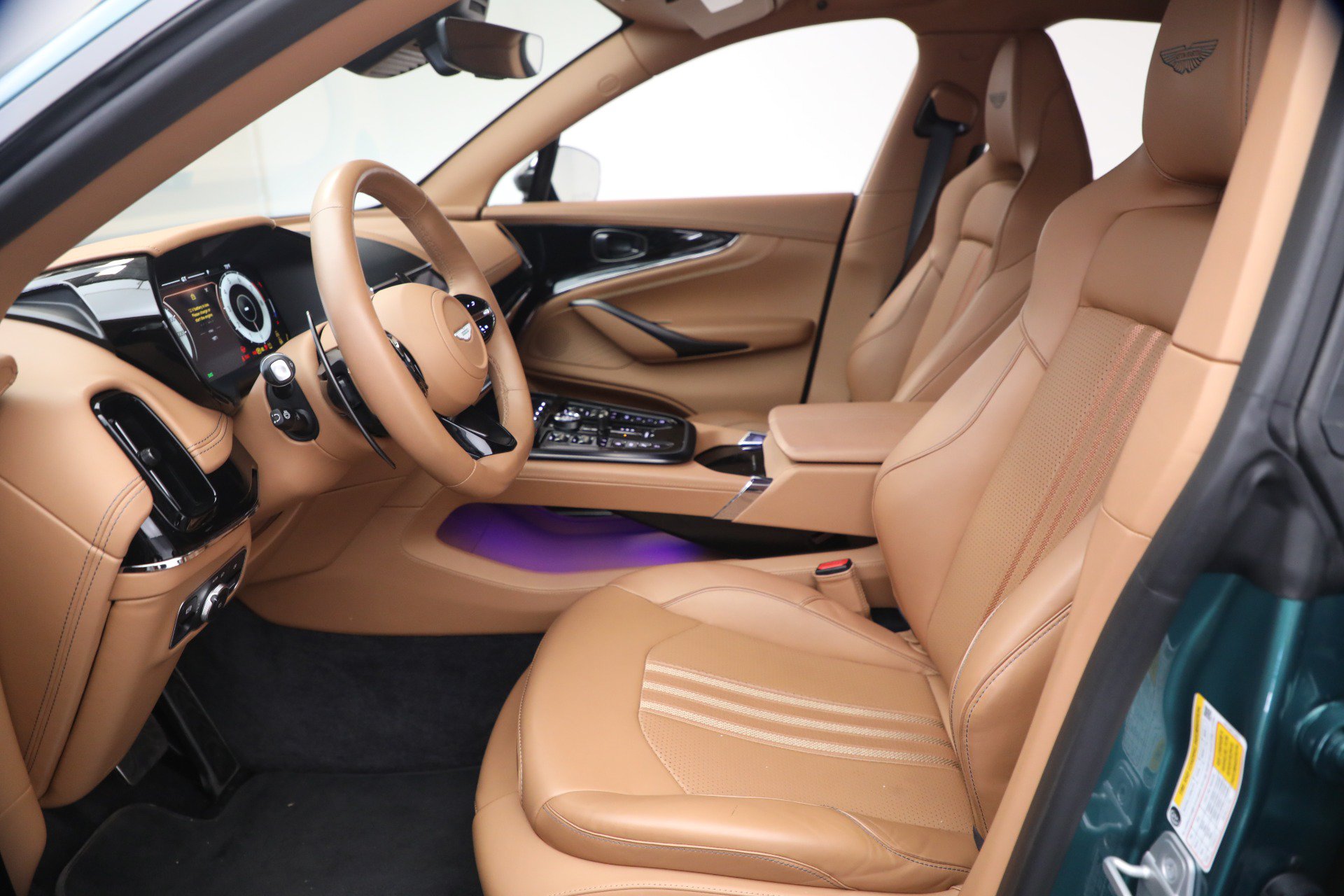 Used 2025 Aston Martin DBX 707 AWD/4WD image 19