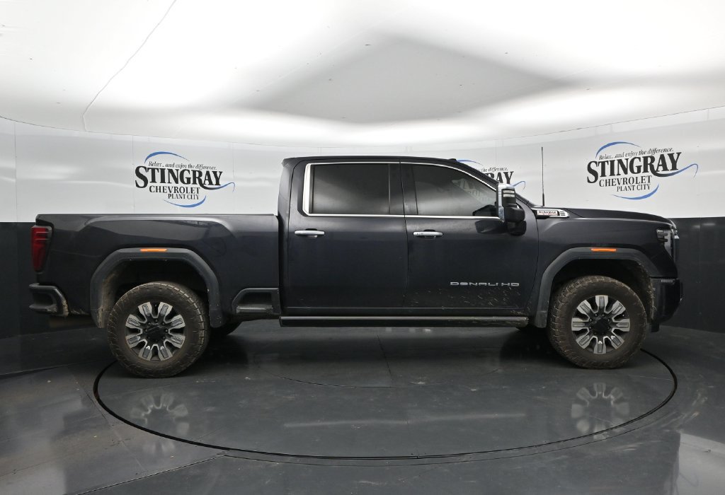 Used 2024 GMC Sierra 2500 Denali w/ Denali Reserve Package AWD/4WD image 8