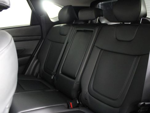 Certified 2025 Hyundai Tucson SEL image 20