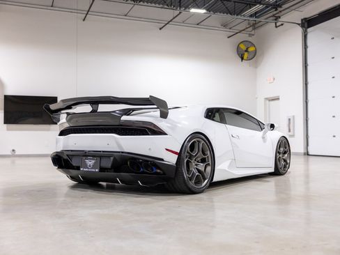 Used 2016 Lamborghini Huracan LP 610-4 image 4