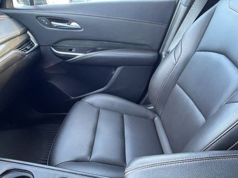 Used 2021 Cadillac XT4 Sport w/ Cold Weather Package FWD image 12