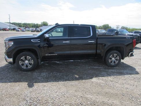 New 2026 GMC Sierra 1500 SLT w/ SLT Convenience Package AWD/4WD image 10