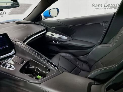 Used 2023 Chevrolet Corvette Stingray Coupe w/ Z51 Performance Package image 23