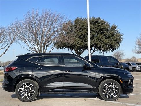 Used 2023 Chevrolet Blazer RS w/ Driver Confidence II Package image 3