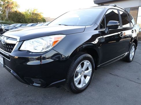 Used 2016 Subaru Forester 2.5i Premium w/ All-Weather Package image 30