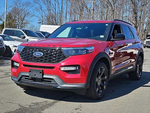 Certified 2023 Ford Explorer ST-Line w/ Class IV Trailer Tow Package image 4