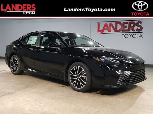 New 2026 Toyota Camry XLE FWD image 1