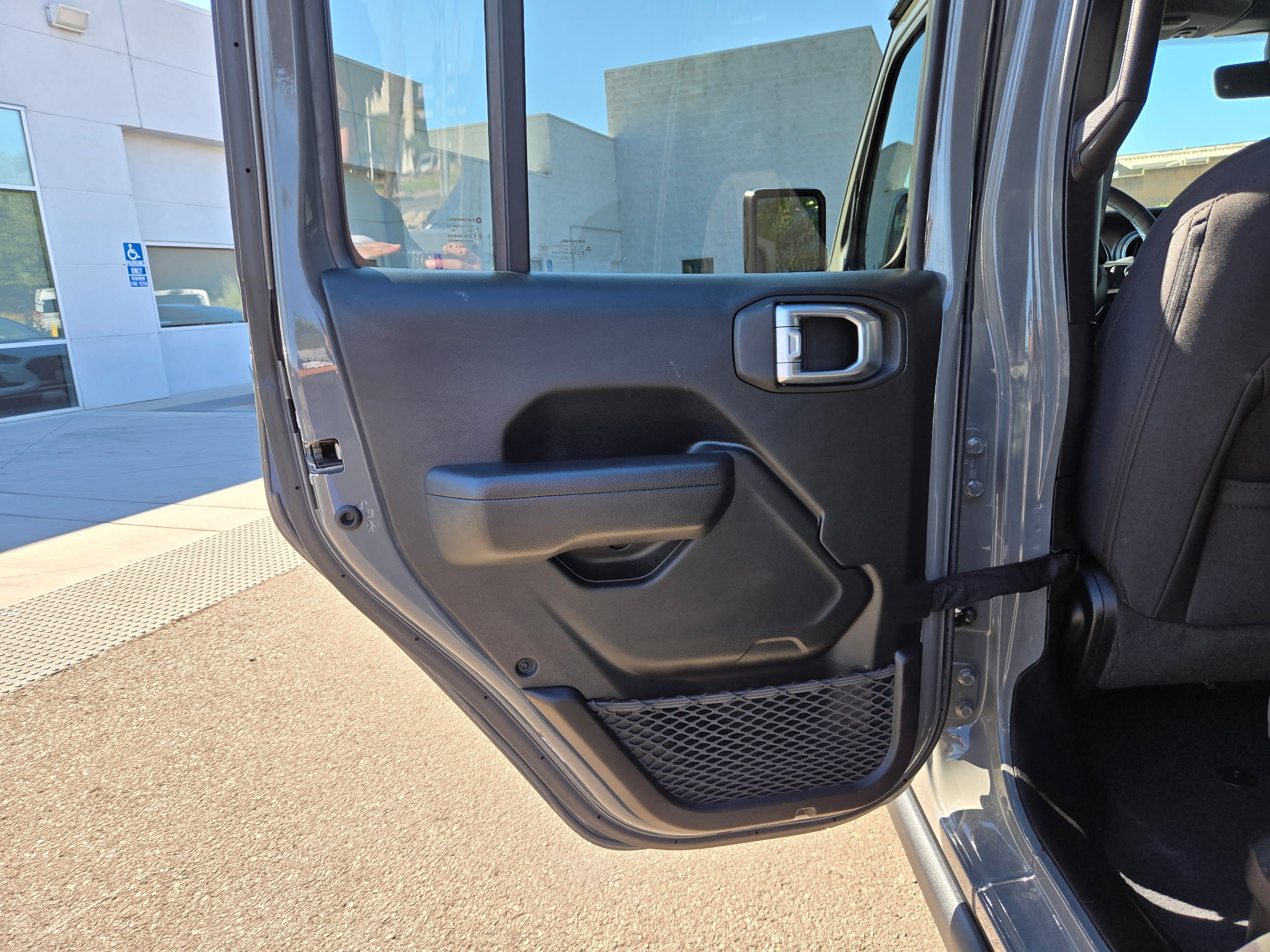 Certified 2023 Jeep Wrangler Unlimited Rubicon 4xe w/ Cold Weather Group AWD/4WD image 14