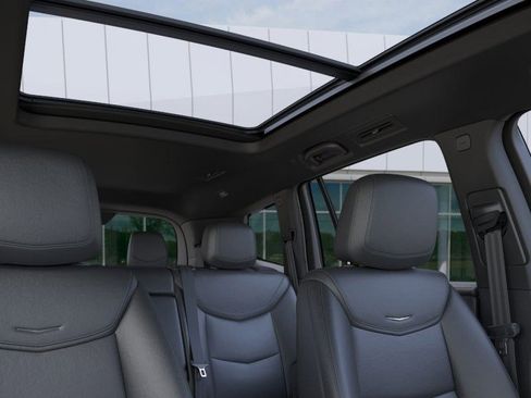 New 2025 Cadillac XT6 Luxury FWD image 24