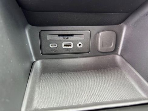 Used 2022 GMC Terrain SLT w/ Elevation Edition image 27