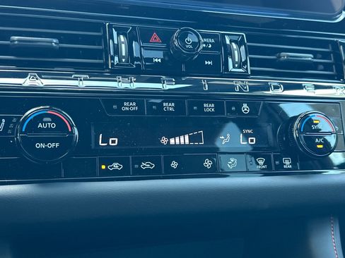 New 2026 Nissan Pathfinder Rock Creek image 21