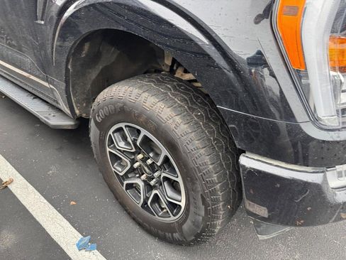 Used 2022 Ford F150 XLT w/ Equipment Group 302A High image 5