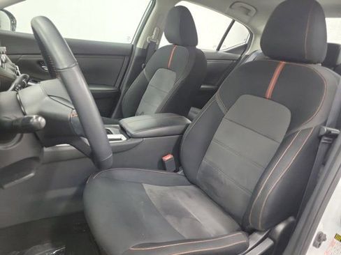 Used 2023 Nissan Sentra SR w/ Midnight Edition Package FWD image 23