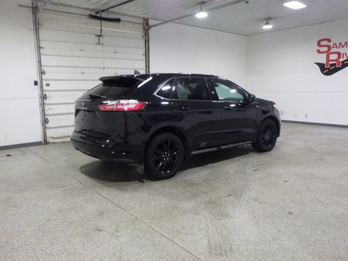 Used 2022 Ford Edge ST-Line AWD/4WD image 4