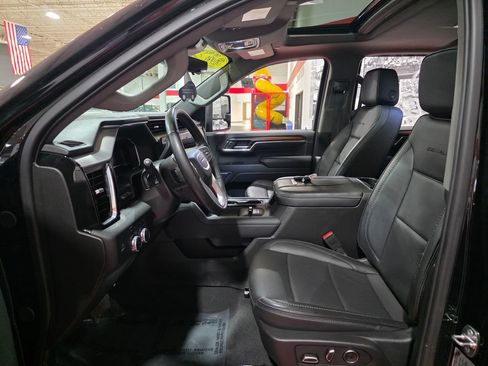 Certified 2024 GMC Sierra 3500 Denali w/ Denali Reserve Package image 15