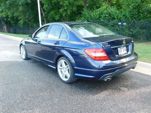 Used 2014 Mercedes-Benz C 300 4MATIC Sedan image 3