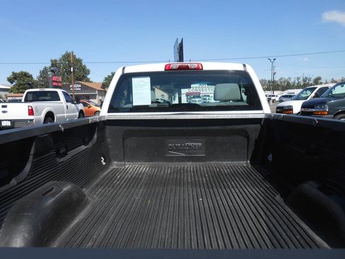 Used 2015 GMC Sierra 1500 4x4 Regular Cab image 16