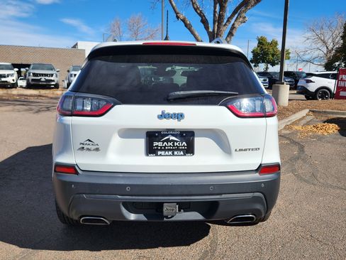 Used 2019 Jeep Cherokee Limited image 11