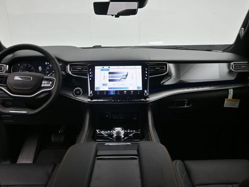 New 2026 Jeep Grand Wagoneer Summit AWD/4WD image 26