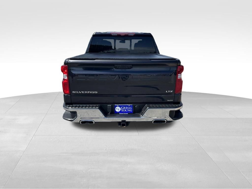 Used 2024 Chevrolet Silverado 1500 LTZ AWD/4WD image 5