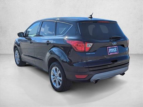 Used 2019 Ford Escape SE image 7