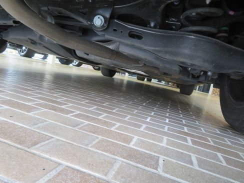 Used 2025 Toyota Prius LE image 60