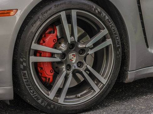Used 2016 Porsche Panamera GTS AWD/4WD image 84