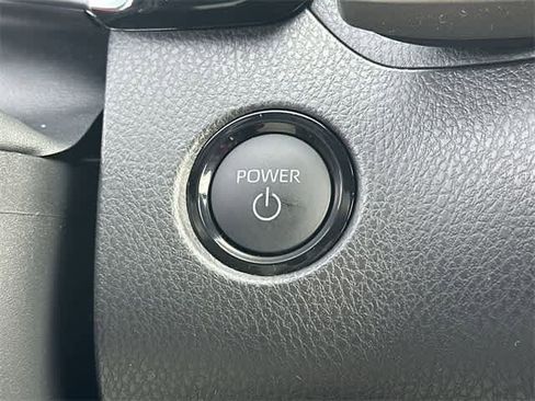 Used 2025 Toyota Camry XSE image 11