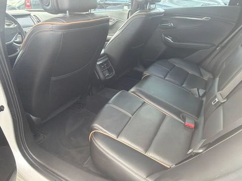 Used 2014 Chevrolet Impala LTZ FWD image 16