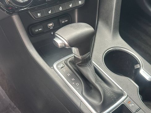 Used 2021 Kia Sportage EX w/ EX Technology Package FWD image 28
