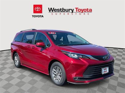 Certified 2023 Toyota Sienna LE