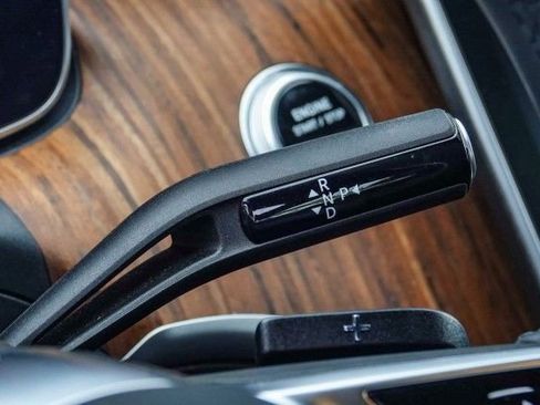 Used 2024 Mercedes-Benz C 300 Sedan image 19