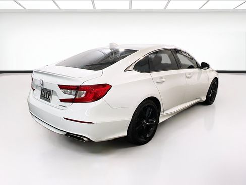 Used 2020 Honda Accord Sport image 4