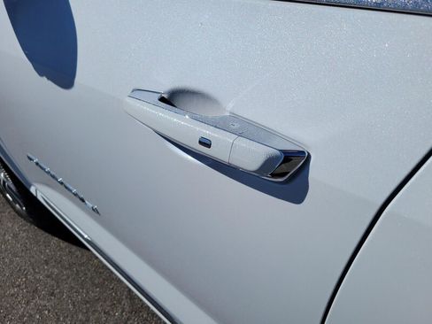 New 2026 GMC Terrain Denali w/ LPO, Floor Liner Package image 10