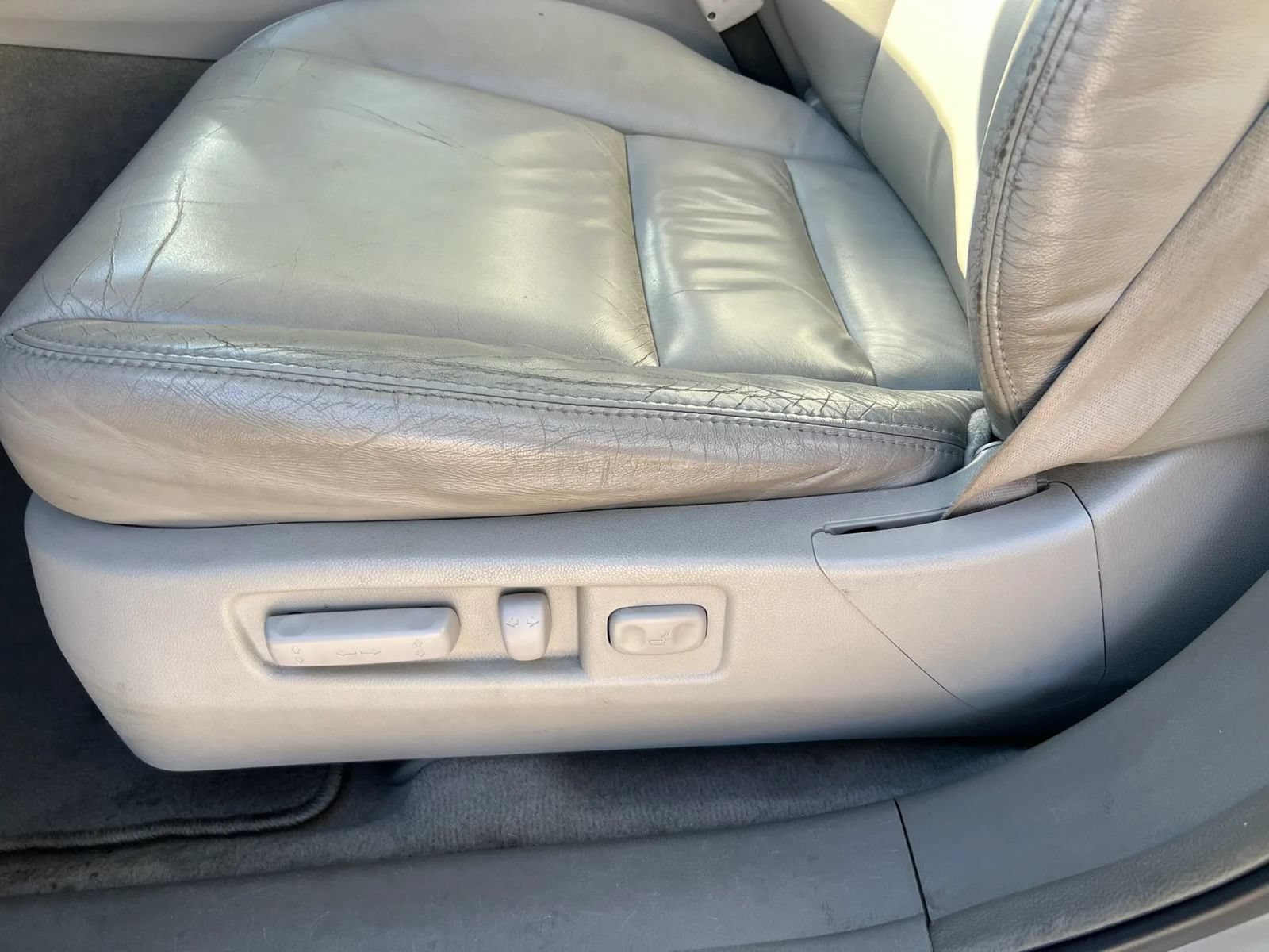Used 2010 Acura MDX w/ Technology Package AWD/4WD image 30