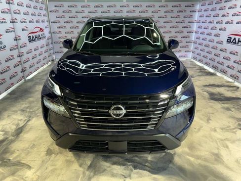 Used 2026 Nissan Rogue SV image 4