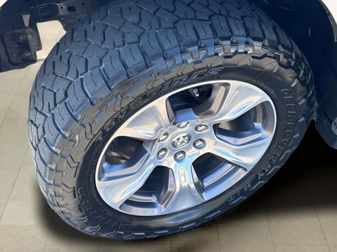 Used 2021 RAM 1500 Laramie w/ Sport Appearance Package AWD/4WD image 22